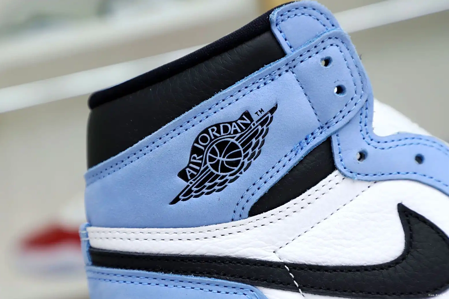 'UNIVERSITY HIGH JORDAN OG AIR Kimikick RETRO 1 0802